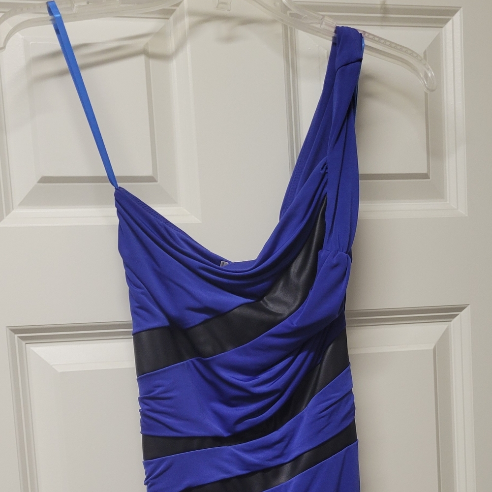 Blue asymmetrical dress - Picture 1 of 3